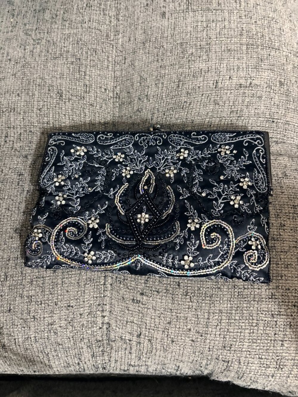 Moyna Sequenced Evening bag